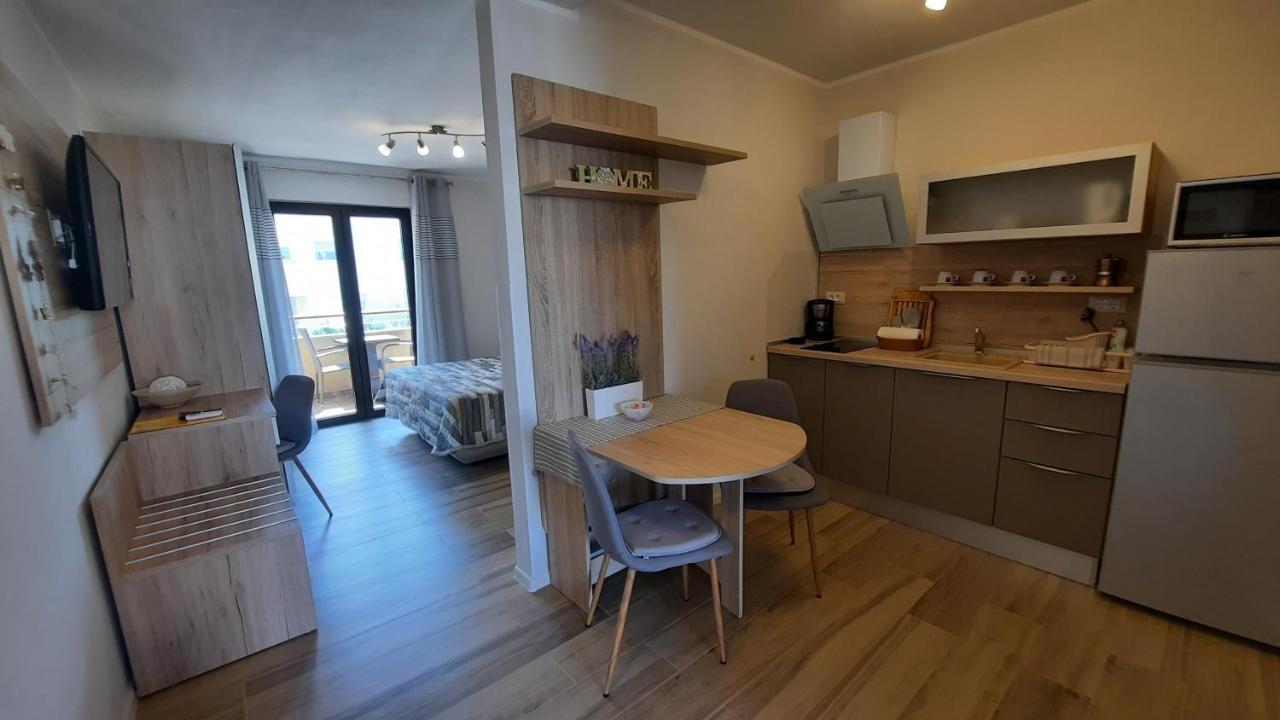 Apartments Alea โรวีน ภายนอก รูปภาพ