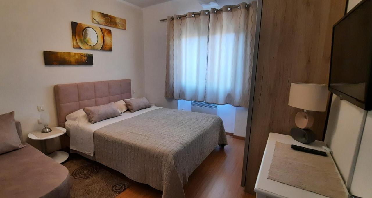 Apartments Alea โรวีน ภายนอก รูปภาพ